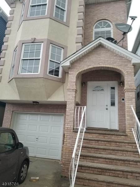 559 Livingston St - Photo 1