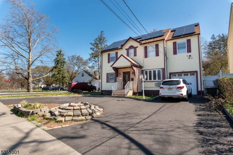 605 Conant St - Photo 1