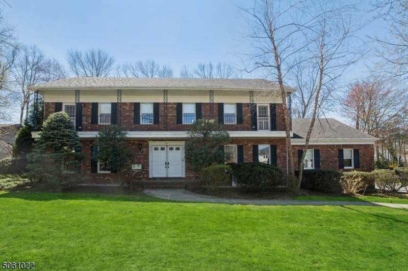 93 Arverne Rd - Photo 1