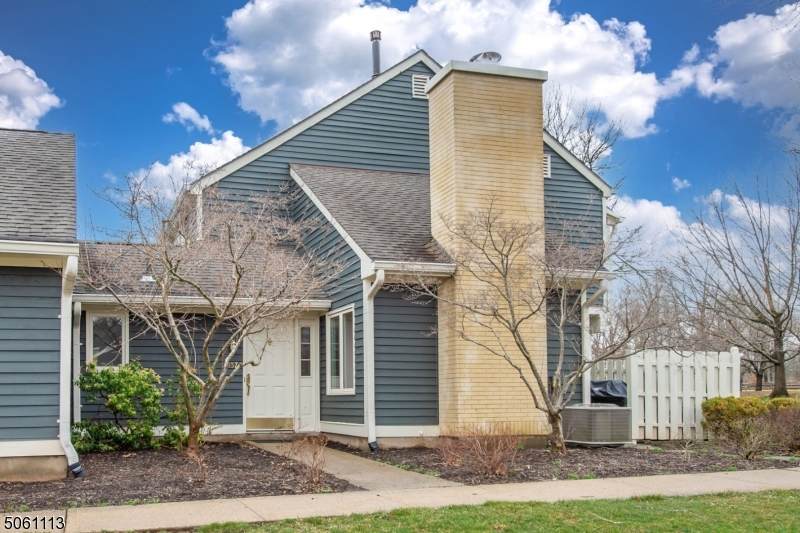 137 Village Dr - Photo 1