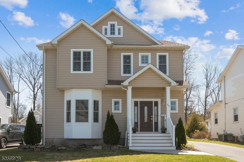 49 Kings Rd - Photo 1