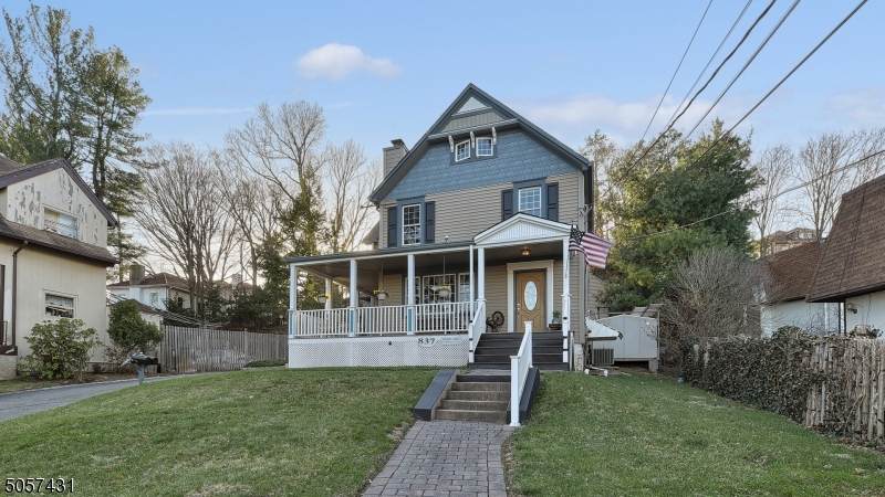 837 Kinderkamack Rd - Photo 1