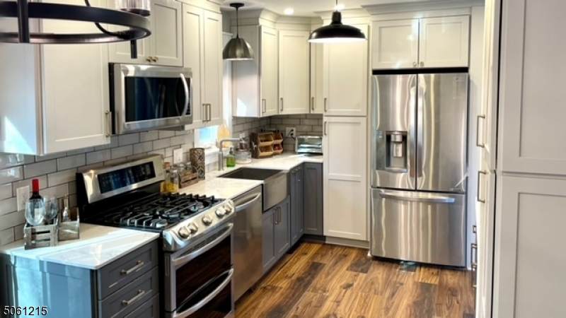 194 Skyline Lake Dr - Photo 1