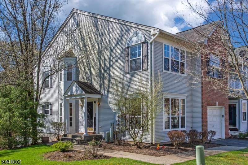 278 Marcia Way - Photo 1