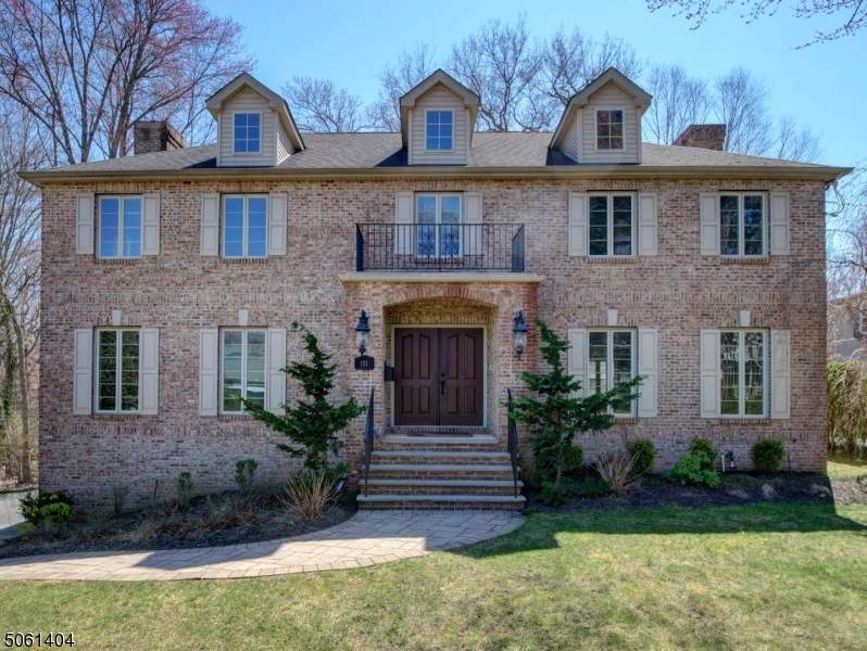 151 Mill St - Photo 1
