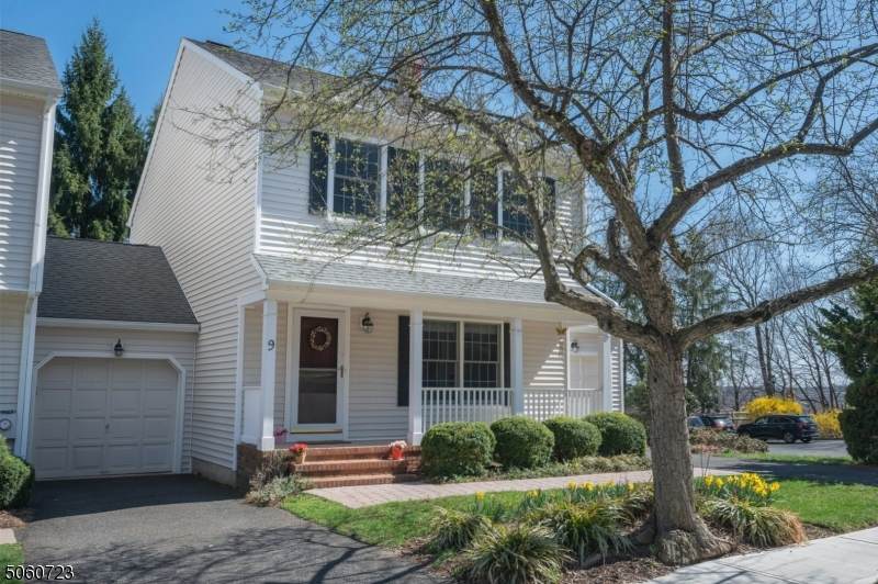 9 Zamrok Way - Photo 1