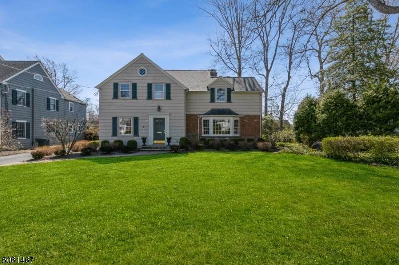 15 Knollwood Ave - Photo 1
