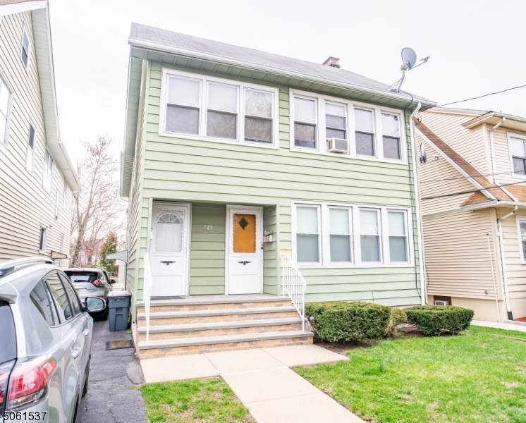 143 Spruce St - Photo 1