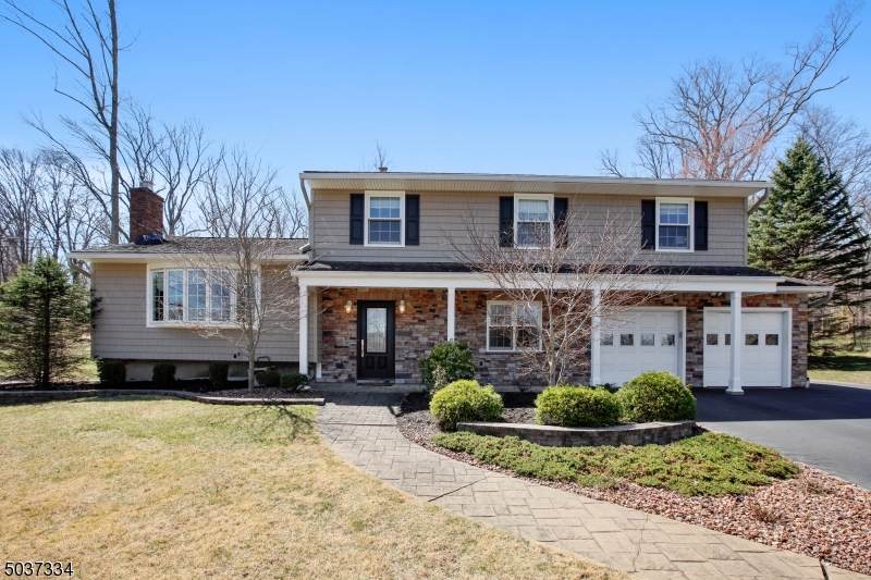 975 Carteret Rd - Photo 1
