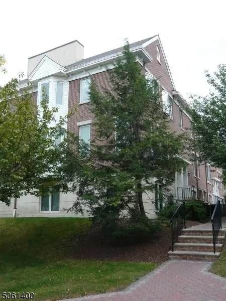 78 E Blackwell St - Photo 1