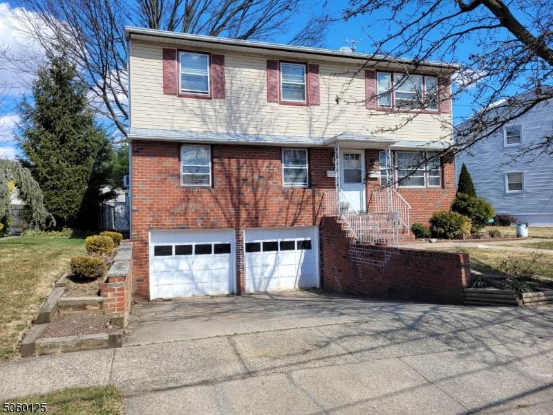 2171 Oliver St - Photo 1