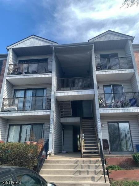 18 Fisher Dr - Photo 1