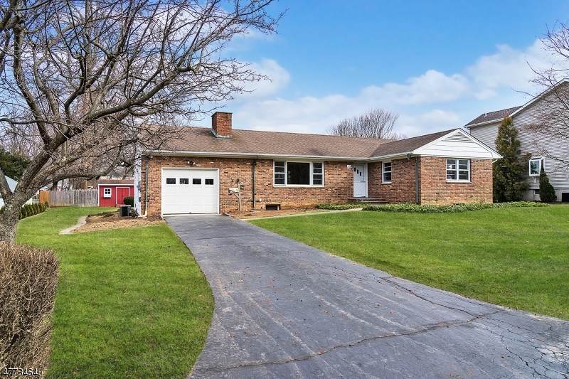 20 Hill St - Photo 1