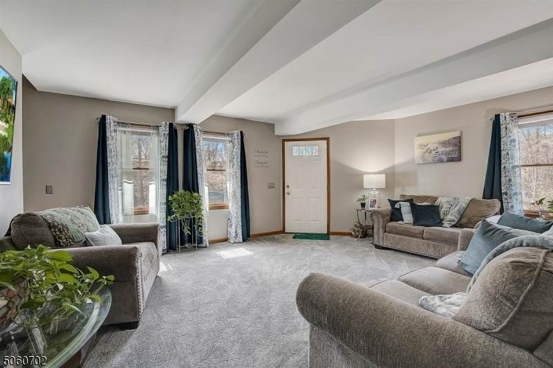 15 Central Ave - Photo 1
