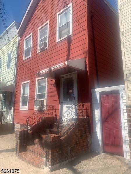 379 Lafayette St - Photo 1