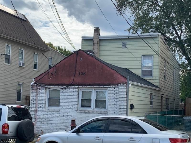 126 Carlisle Ave - Photo 1