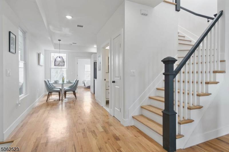 59 Gardner Ave - Photo 1