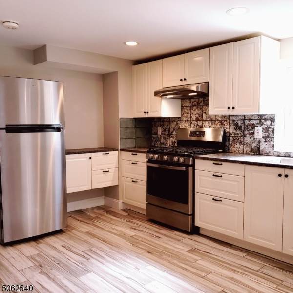 104 W Emerson Ave - Photo 1