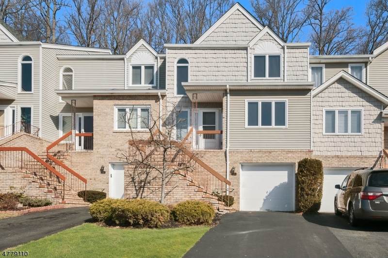 64 Averell Dr - Photo 1