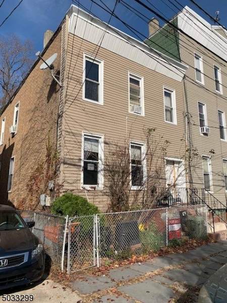 233 Whiton St - Photo 1