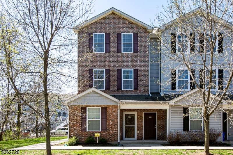 26 Matilda Ave - Photo 1