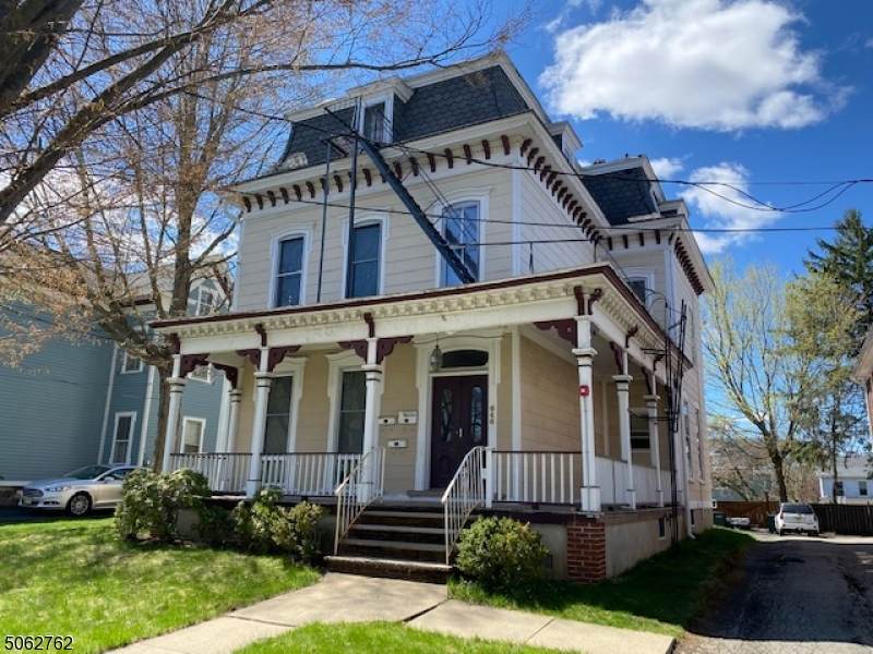 646 Washington St - Photo 1