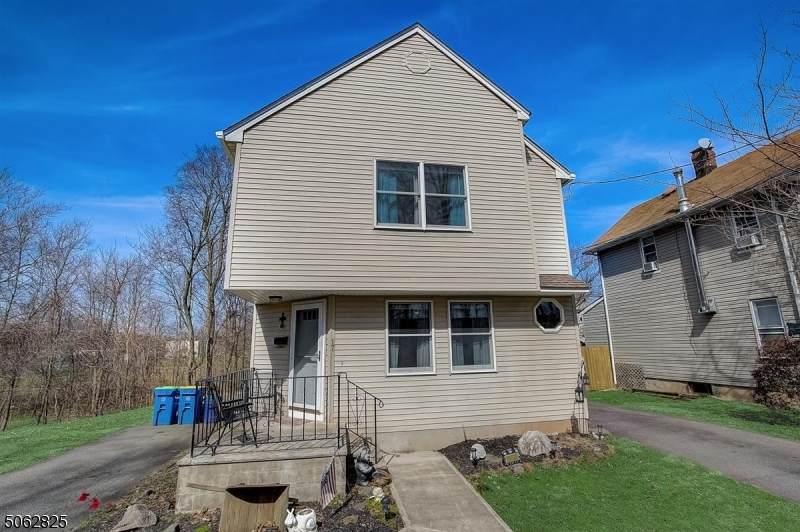 17 Central Ave - Photo 1