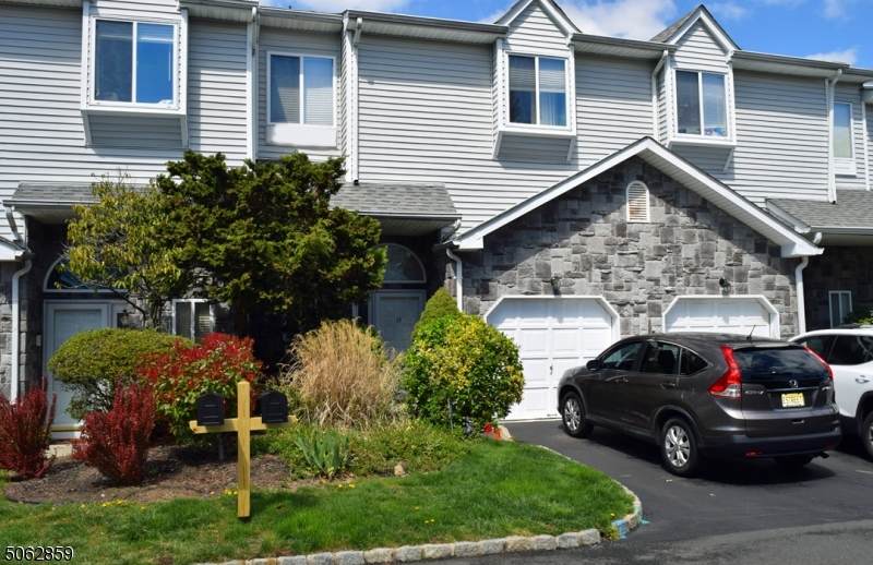 14 Daleron Pl - Photo 1