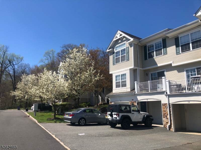 6 Dudley Ct - Photo 1