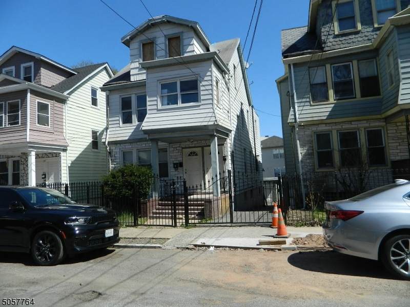 24 Salem St - Photo 1
