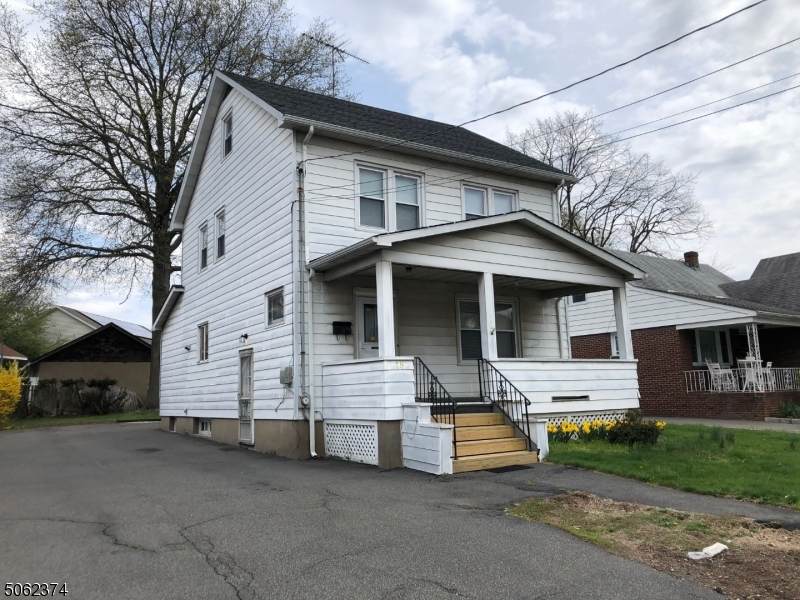 18 Strickland Ave - Photo 1