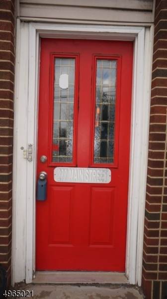 277 Main St - Photo 1
