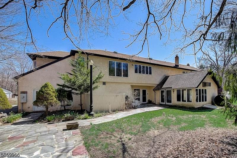 312 Sunset Road - Photo 1