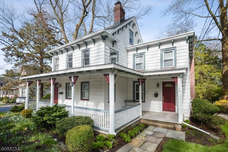 104 Ridgedale Ave - Photo 1
