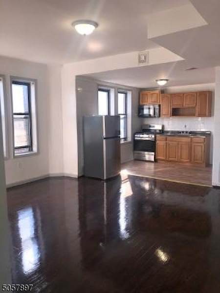 47 Milford Ave - Photo 1