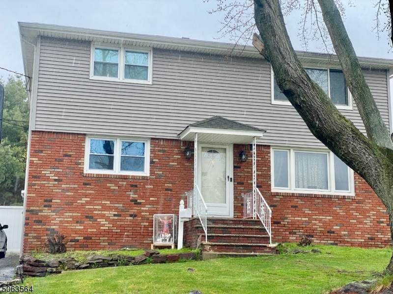 6 Fredericks Ct - Photo 1