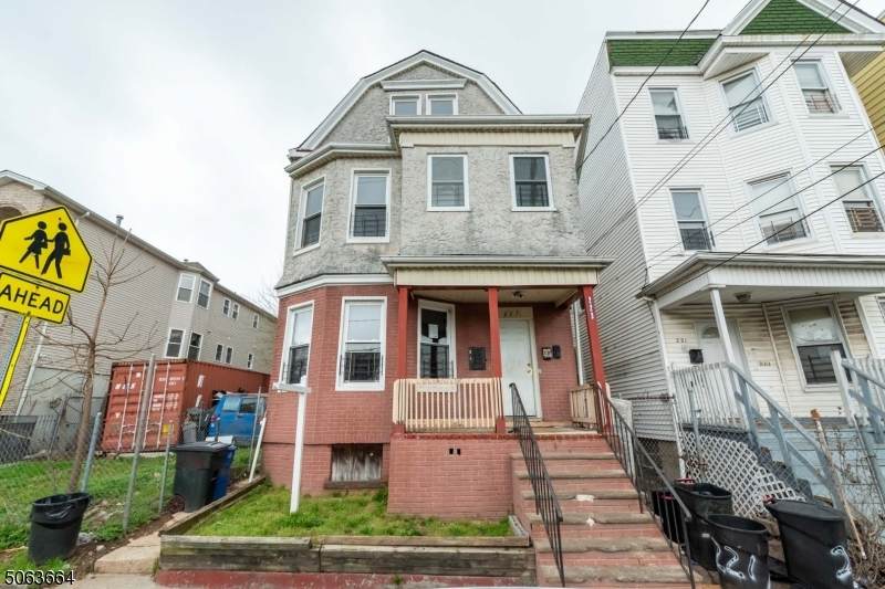 223 S 9th St - Photo 1