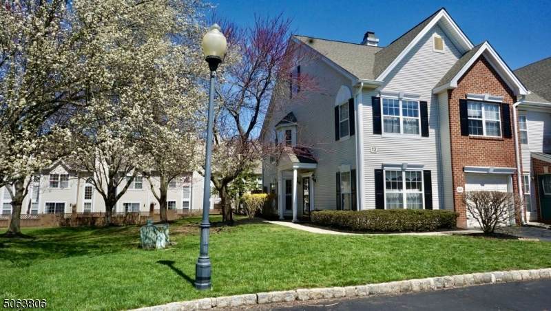 1201 Dennis Ct - Photo 1