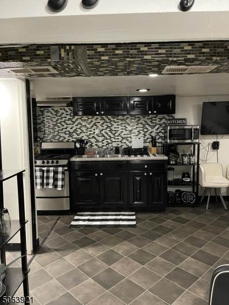 6 Miller St - Photo 1