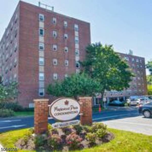465 Valley St - Photo 1