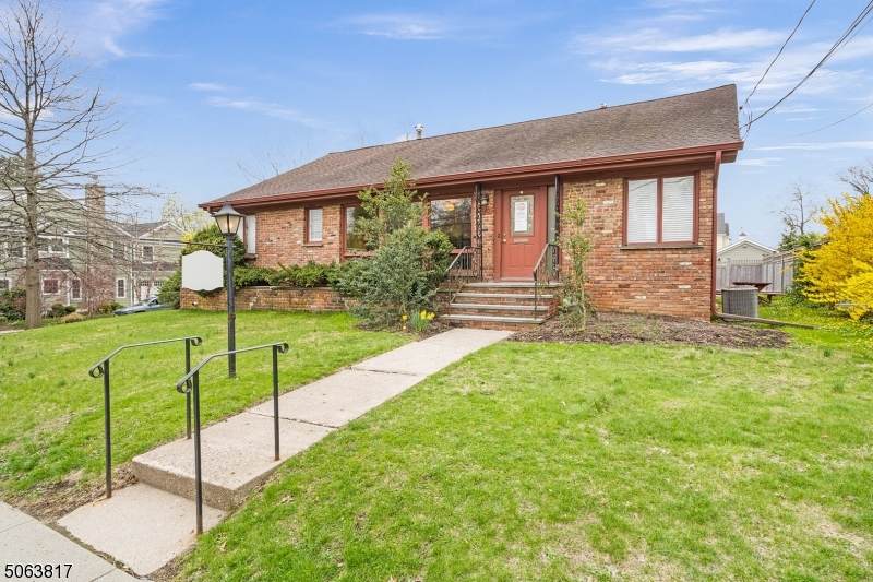 40 Prospect St - Photo 1