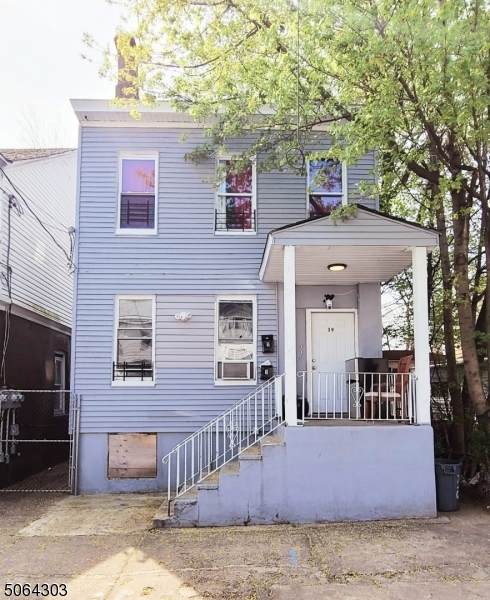 39 Watson St - Photo 1