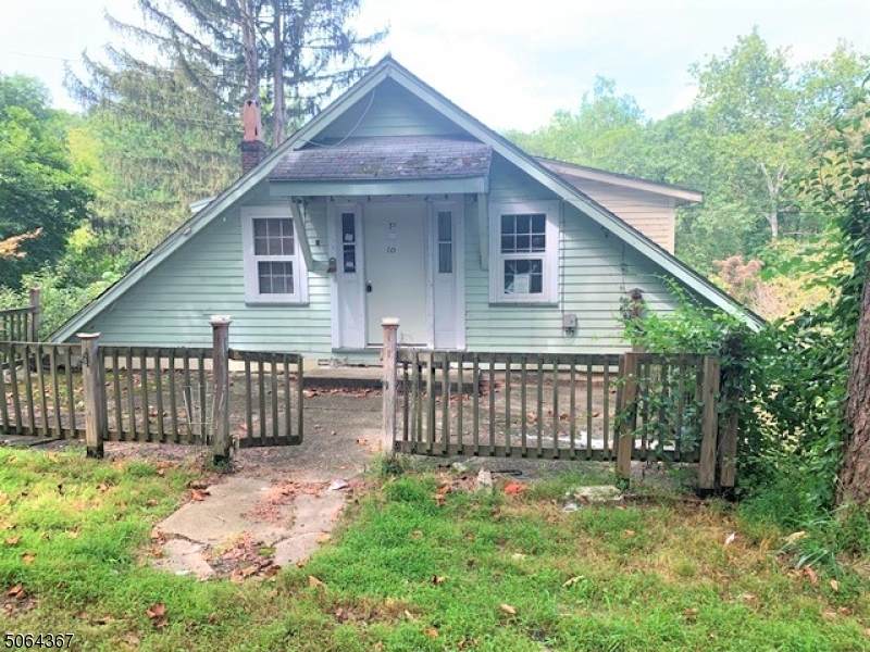 10 Old Turnpike Rd - Photo 1