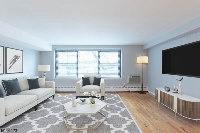 95 Orient Way - Photo 1