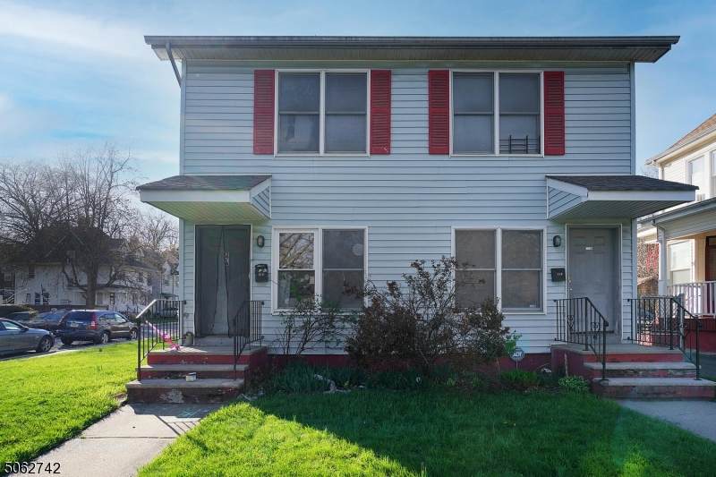 27 Washington Ter - Photo 1