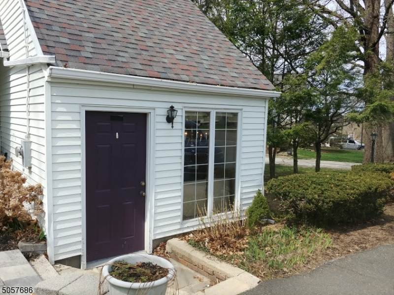 100 Woodport Rd - Photo 1