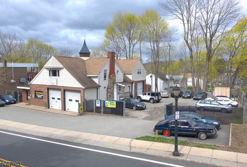 403 Howard Blvd - Photo 1