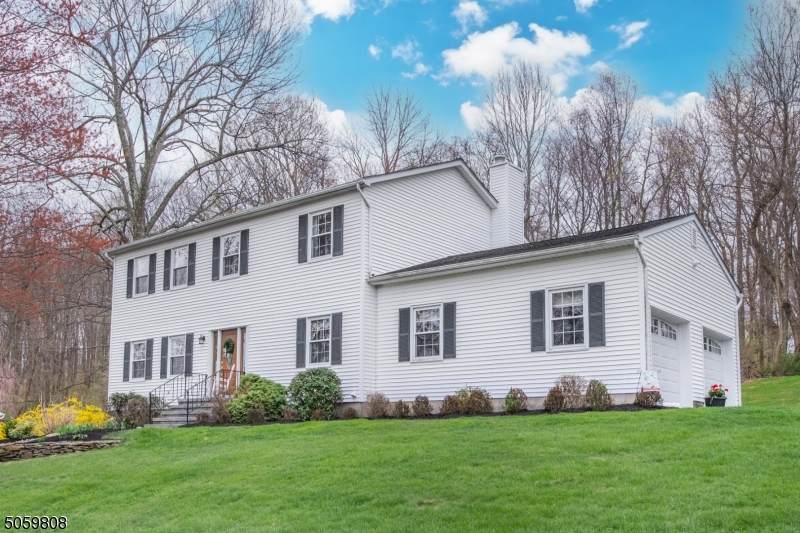 55 Russling Rd - Photo 1