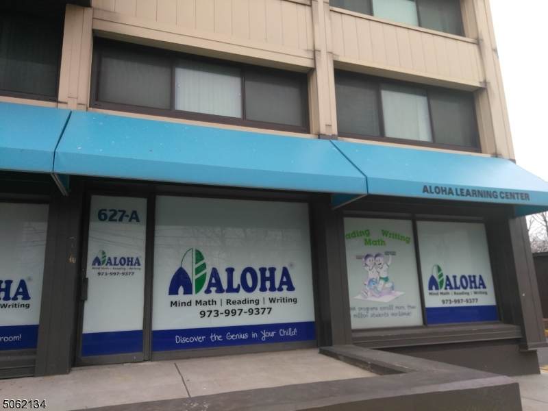 700 Newark Ave - Photo 1