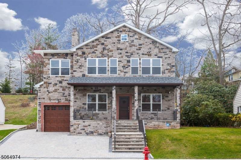 452 Bloomfield Ave - Photo 1
